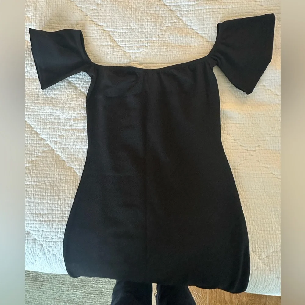 Missguided Black Off-Shoulder‎ Dress